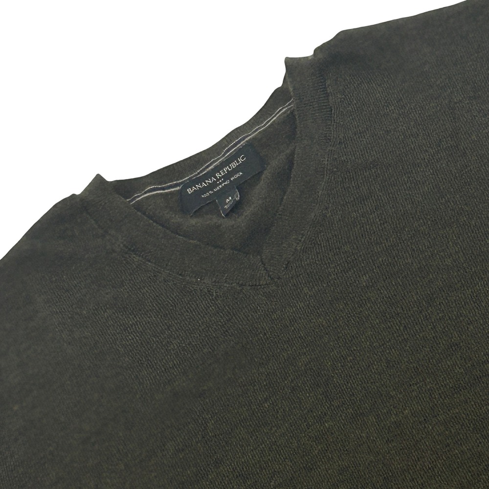 Banana Republic Sweater Mens M Brown 100% Merino Wool V-Neck Long Sleeve